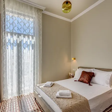 Mosaic Aparthotel